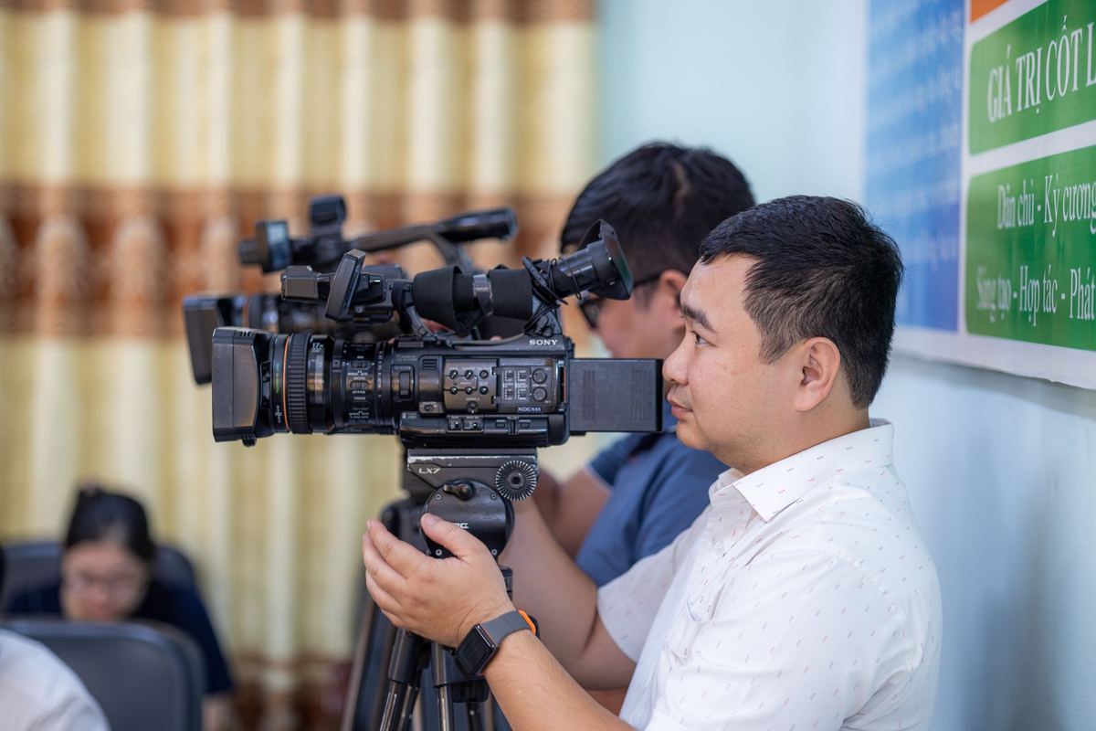Video camera filming a reception room during an event venue shoot